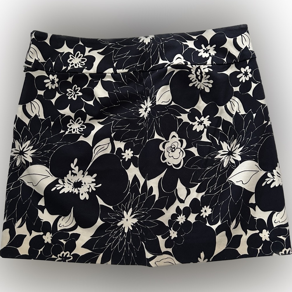 J Crew flower mini - beach life!